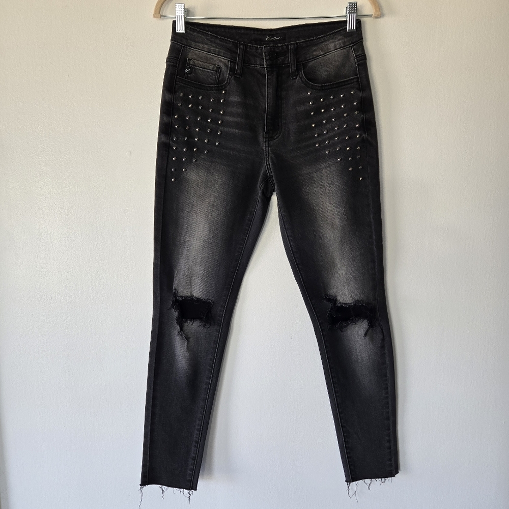 NEW KanCan Black Studded Distressed Busted Knee Raw Hem Jeans Juniors Size 7
